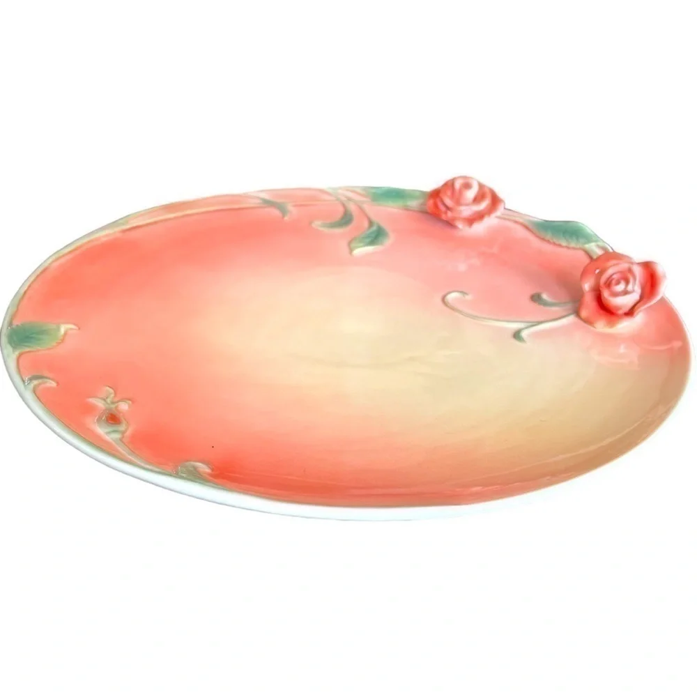 SORELLE servings plate, ceramic, rose design, excellent condition, no chips